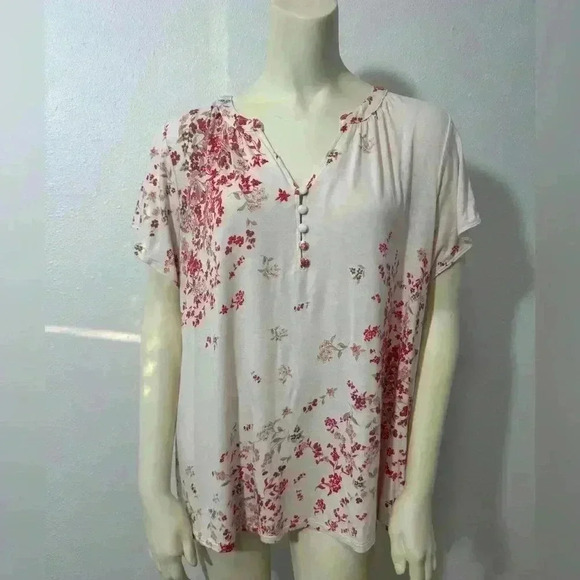 Liz Claiborne Tops - Liz Claiborne Floral Print Tunic Blouse with Fabric Buttons - Plus Size 0X - EUC